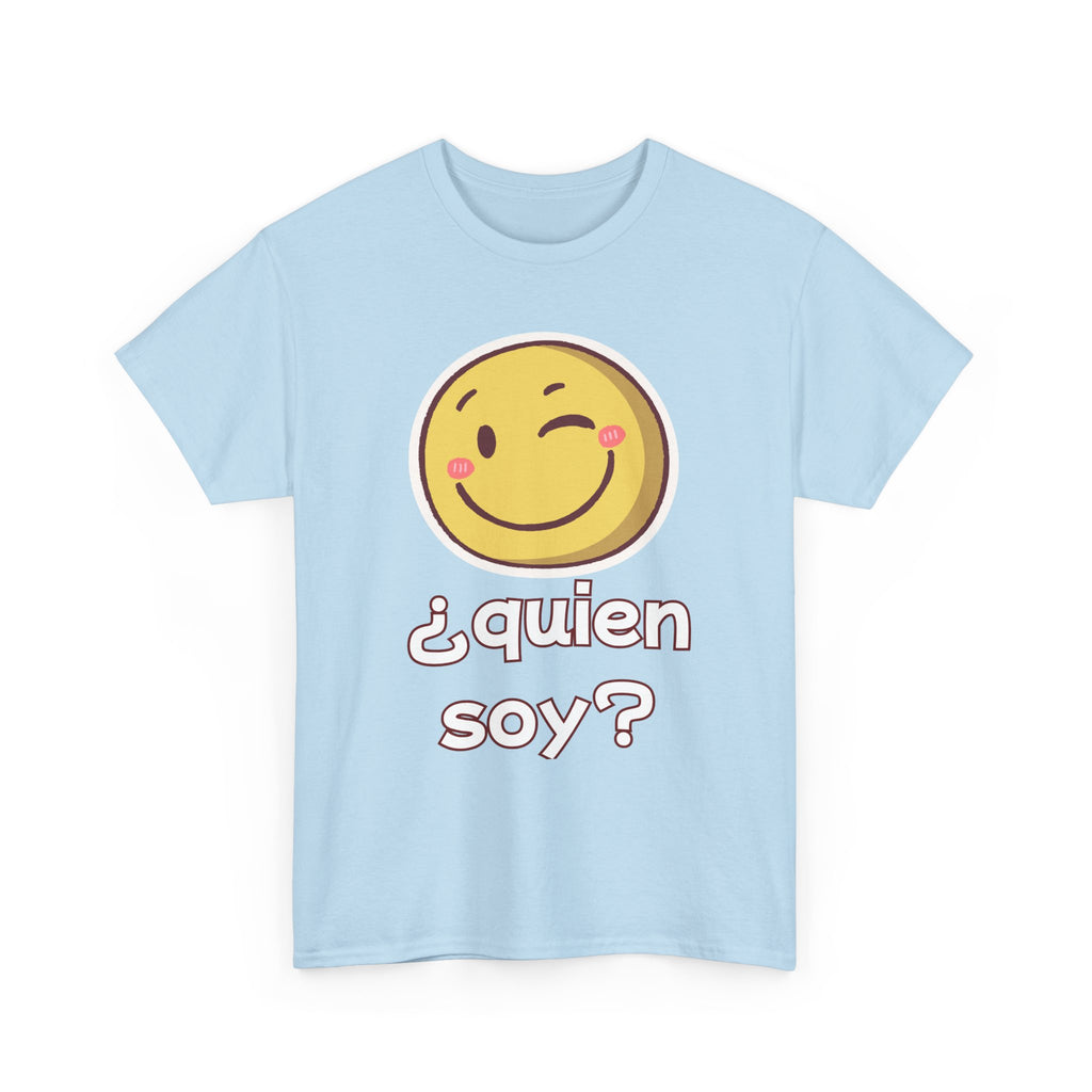 T-Shirt — Spanish "¿quien soy?" Winking Emoji Graphic Tee