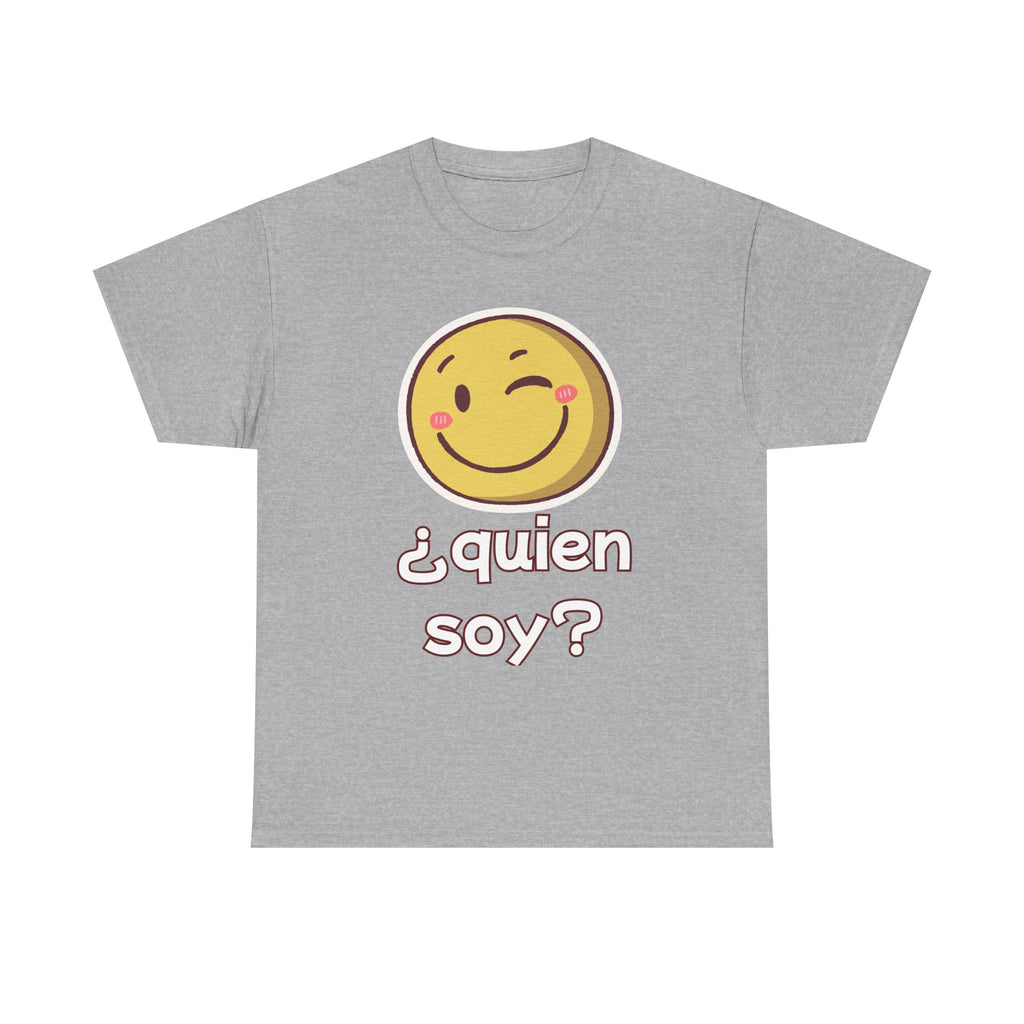 T-Shirt — Spanish "¿quien soy?" Winking Emoji Graphic Tee